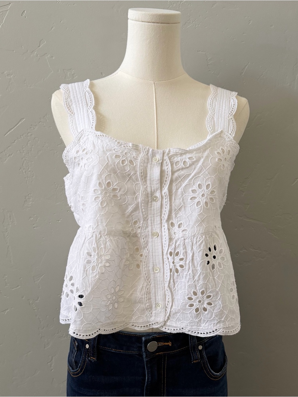 The Kooples White Floral Eyelet Embroidered Babydoll Peplum Top Size FR 2 US M - Picture 2 of 9